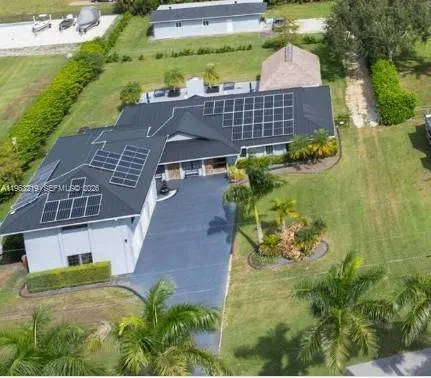 Foto de propiedad en 14651 SW 16th Street, Davie, FL 33325 Davie con MLS# 