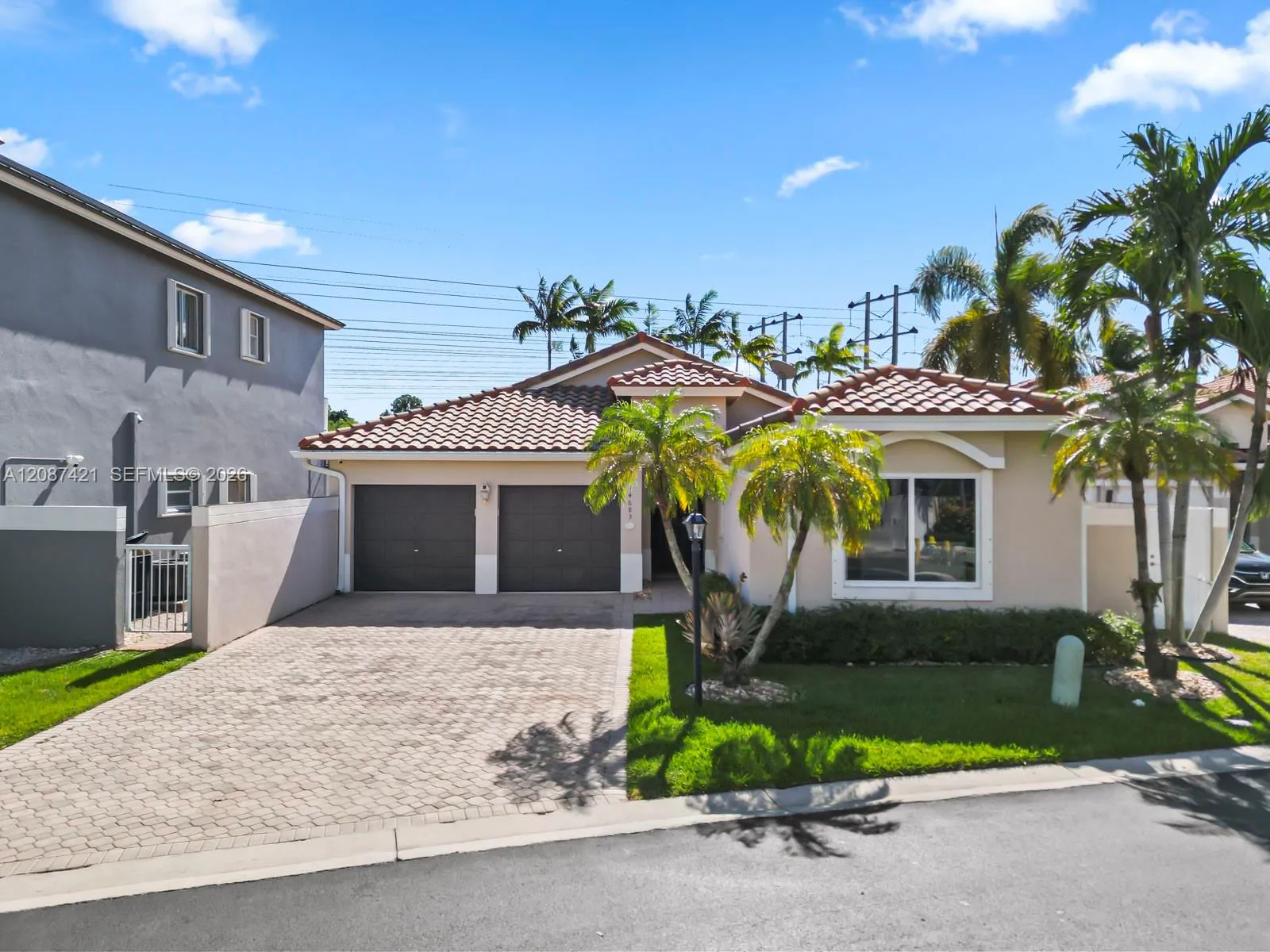 En Venta 14683 SW 132nd Avenue, Miami, FL 33186, Miami, FL 33186