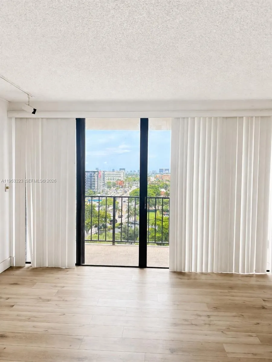 Foto de propiedad en 1470 NE 123rd Street A1011, North Miami, FL 33161 North Miami con MLS#