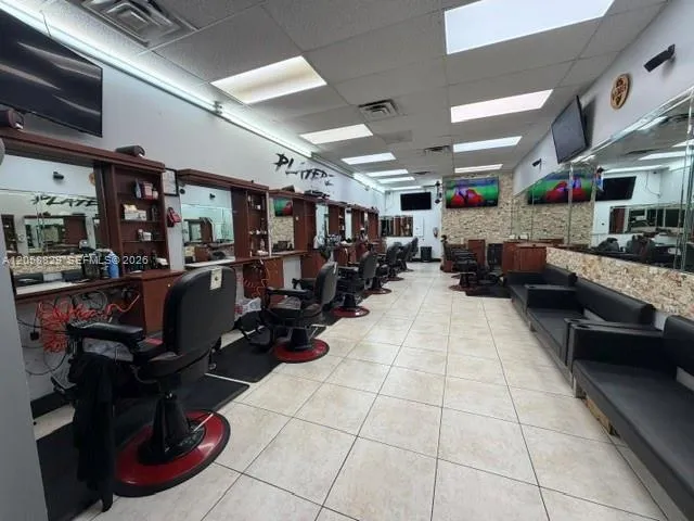 En Venta 14707 SW 42nd Street 404, Miami, FL 33185, Miami, FL 33185