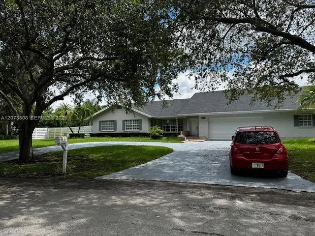 En Renta 14763 SW 152nd Place, Miami, FL 33196, Miami, FL 33196