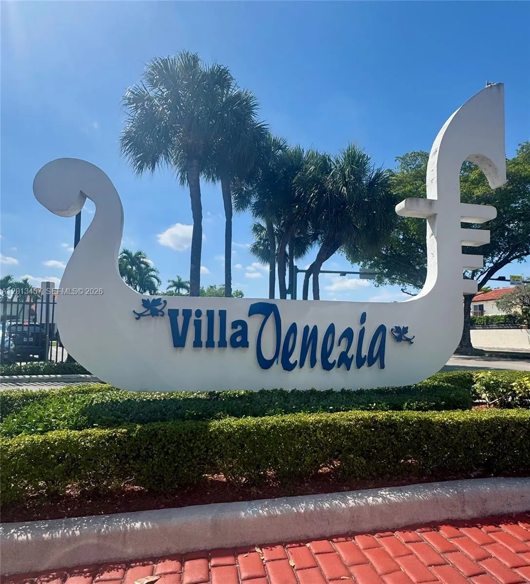En Venta 1481 SW 124th Court 7-C, Miami, FL 33184, Miami, FL 33184
