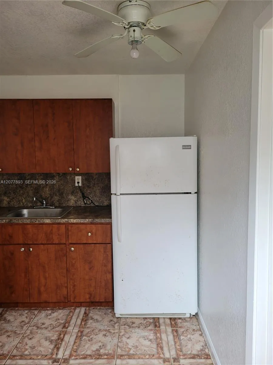 En Renta 14815 NE 8th Court 1, Miami, FL 33161, Miami, FL 33161