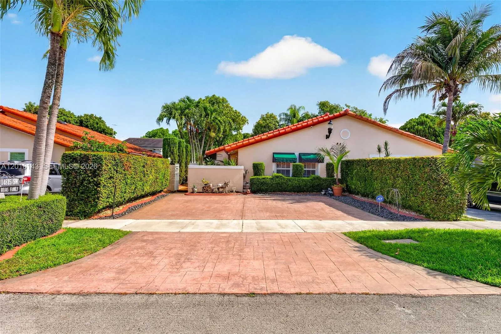 Vendido 14815 SW 81st Street B, Miami, FL 33193, Miami, FL 33193