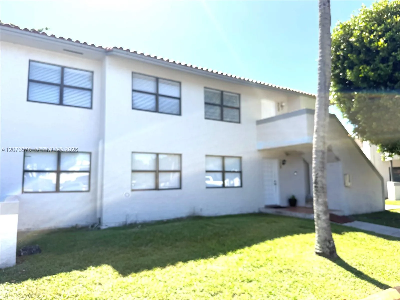 Foto de propiedad en 14829 SW 80th Street 202-3, Miami, FL 33193 Miami con MLS# 
