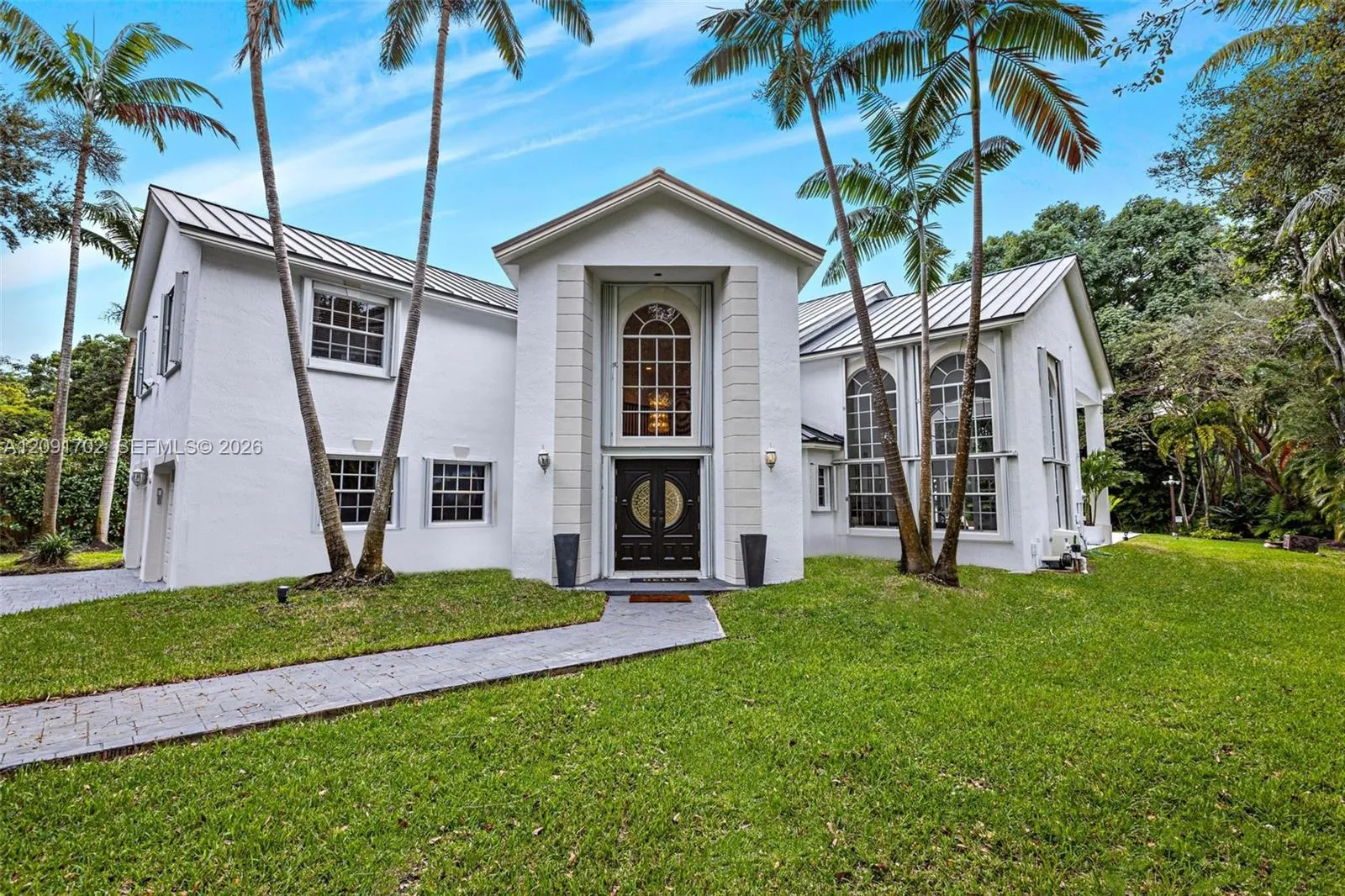 Foto de propiedad en 14850 Old Cutler Road, Palmetto Bay, FL 33158 Palmetto Bay con MLS# 