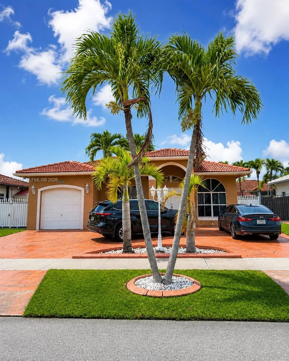 Vendido 14863 SW 35th Lane, Miami, FL 33185, Miami, FL 33185