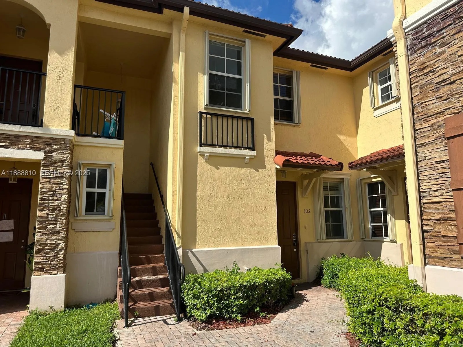 Alquilada 1490 NE 33rd Avenue 102-13, Homestead, FL 33033, Homestead, FL 33033