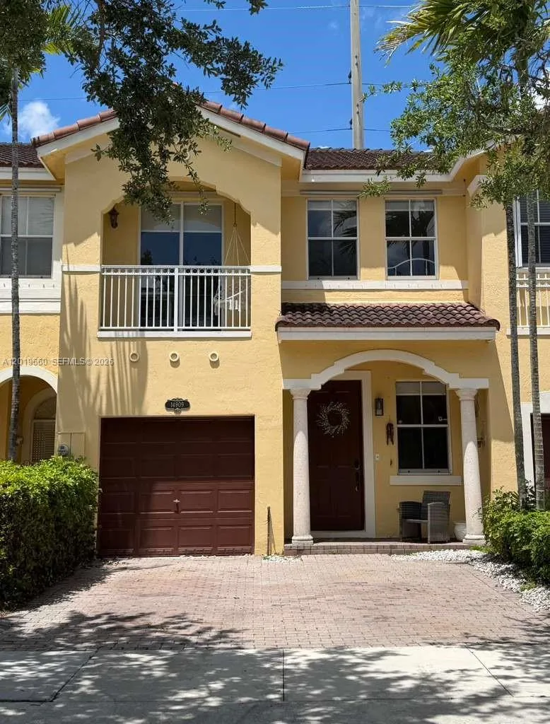 Vendido 14909 SW 8th Terrace, Miami, FL 33194, Miami, FL 33194