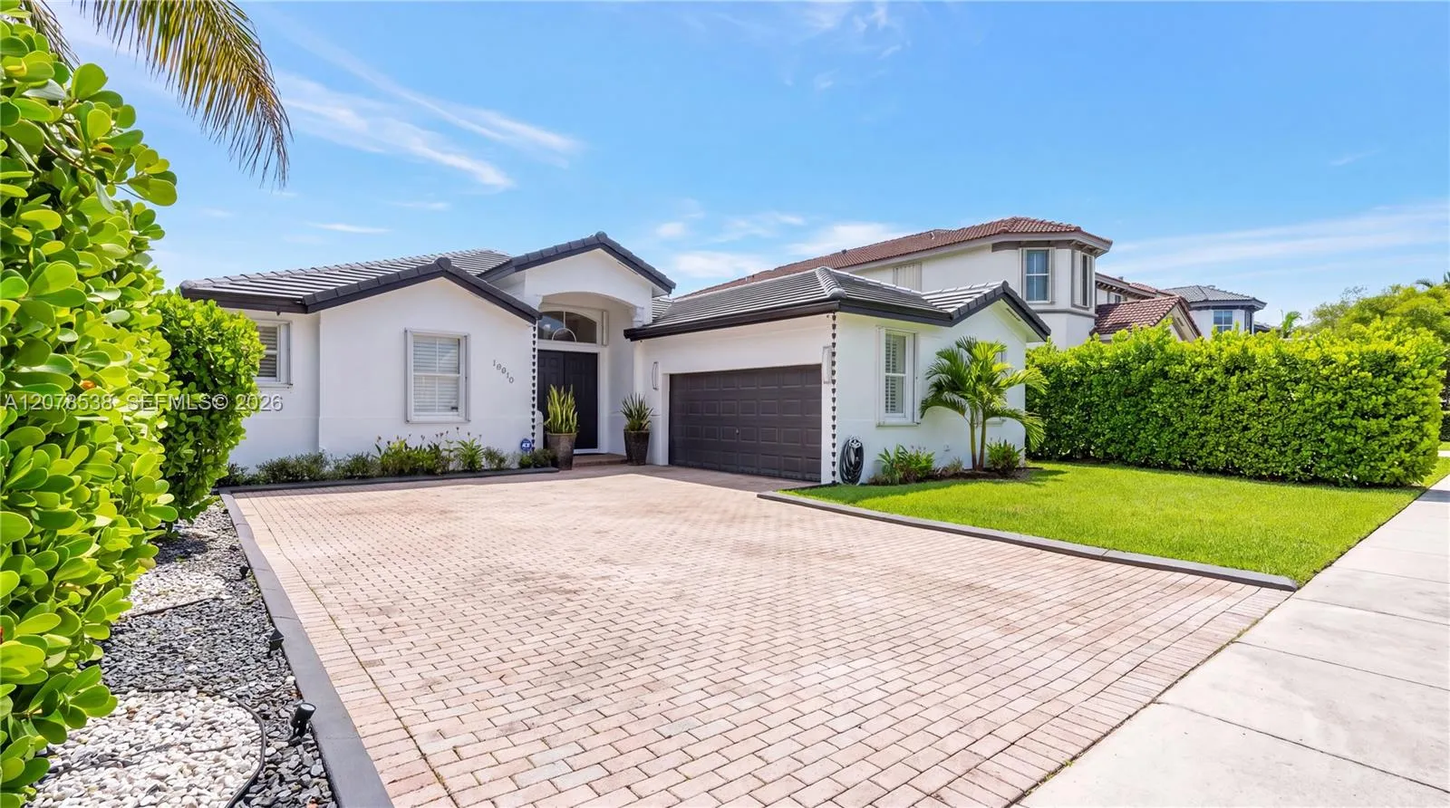 En Venta 14918 SW 10th Street, Miami, FL 33194, Miami, FL 33194