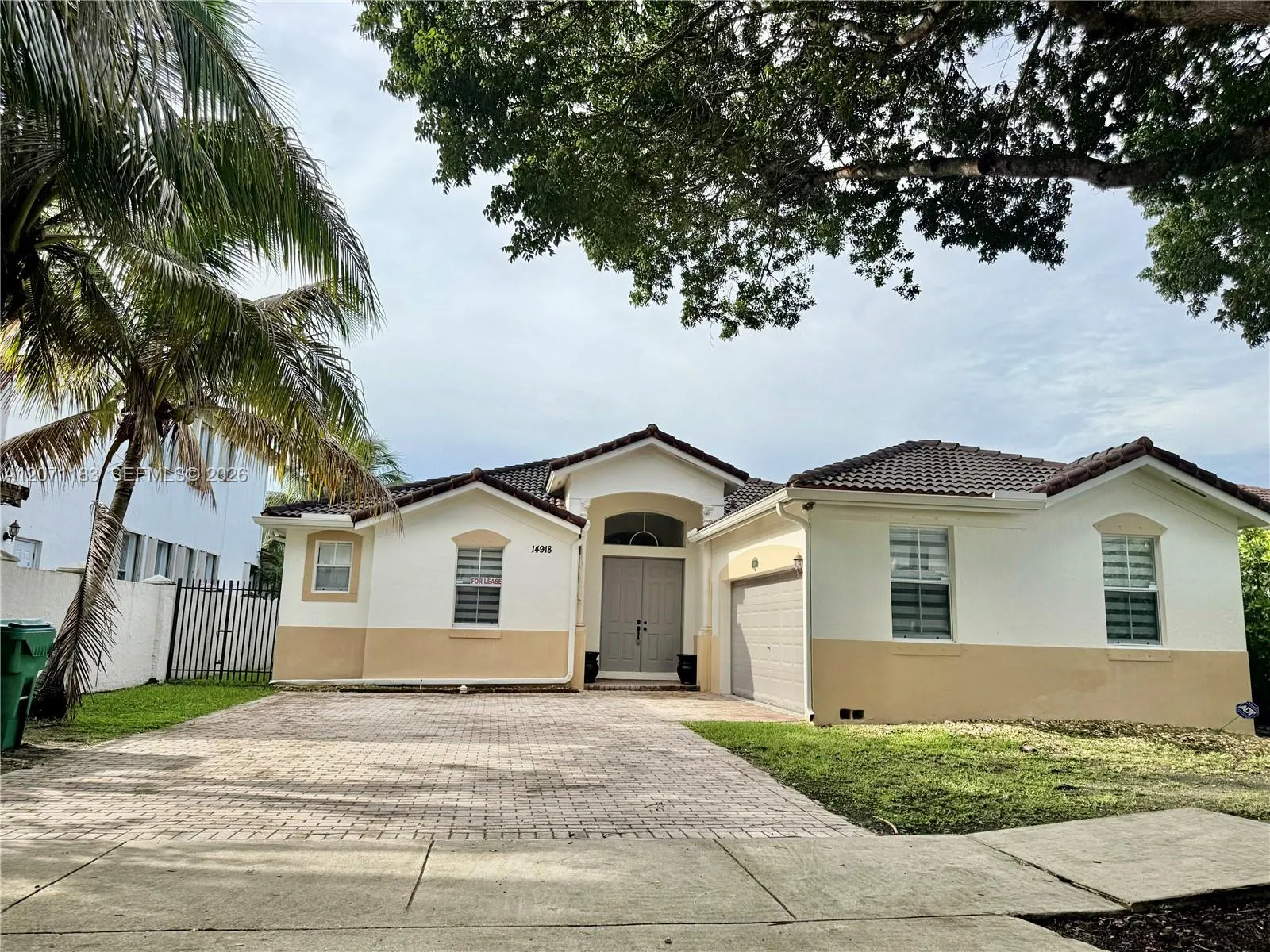 Foto de propiedad en 14918 SW 15th Lane 0, Miami, FL 33194 Miami con MLS# 
