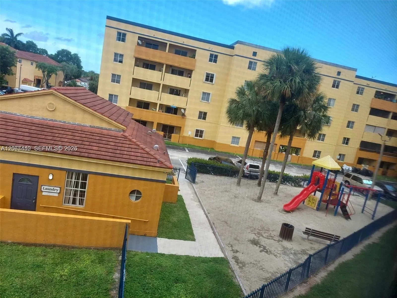 En Renta 14931 SW 82nd Lane 18-301, Miami, FL 33193, Miami, FL 33193