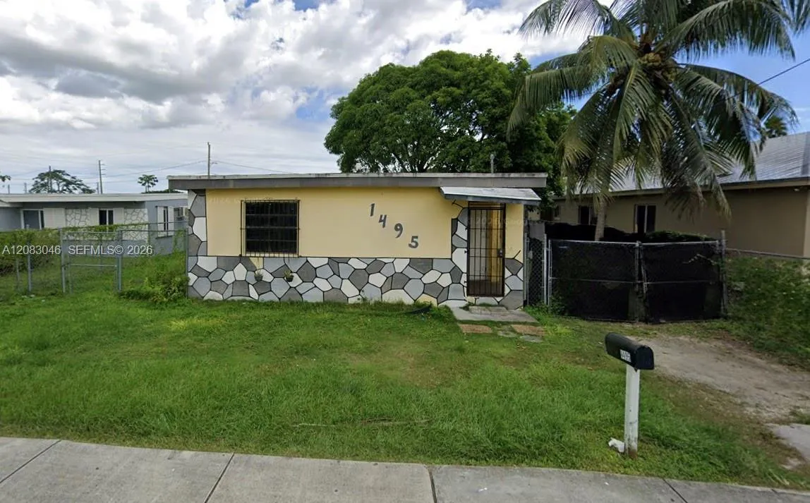 En Venta 1495 NW 7th Place, Florida City, FL 33034, Florida City, FL 33034