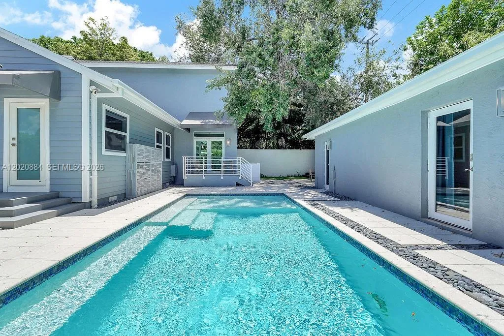 Foto de propiedad en 150 NE 50th Terrace, Miami, FL 33137 Miami con MLS# 