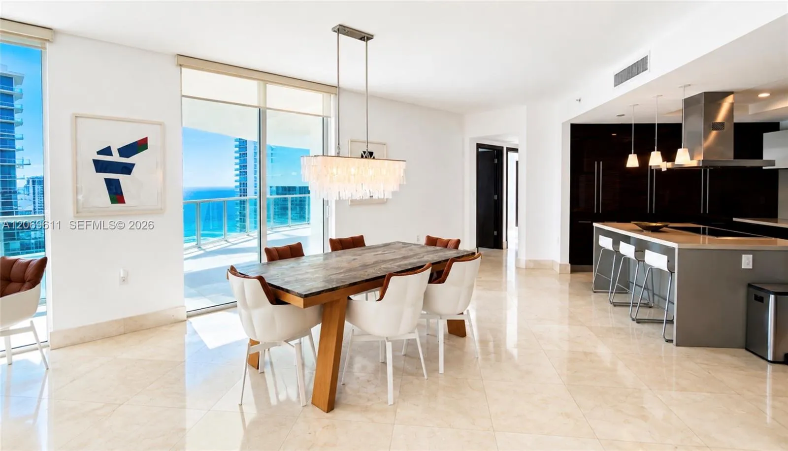 Foto de propiedad en 150 Sunny Isles Boulevard 1-UPH1, Sunny Isles Beach, FL 33160 Sunny Isles Beach con MLS# 