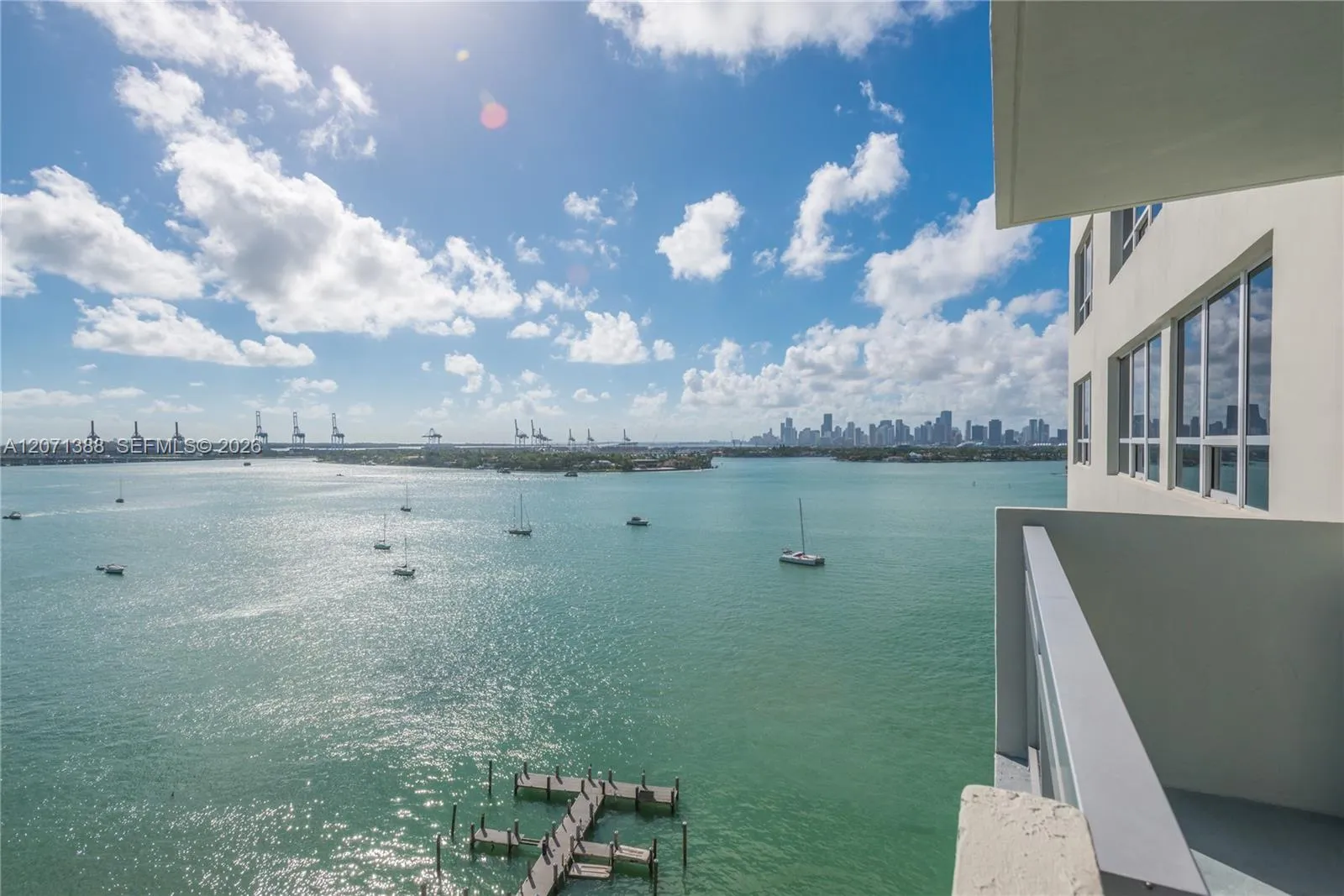 Foto de propiedad en 1500 Bay Road 1436S, Miami Beach, FL 33139 Miami Beach con MLS# 