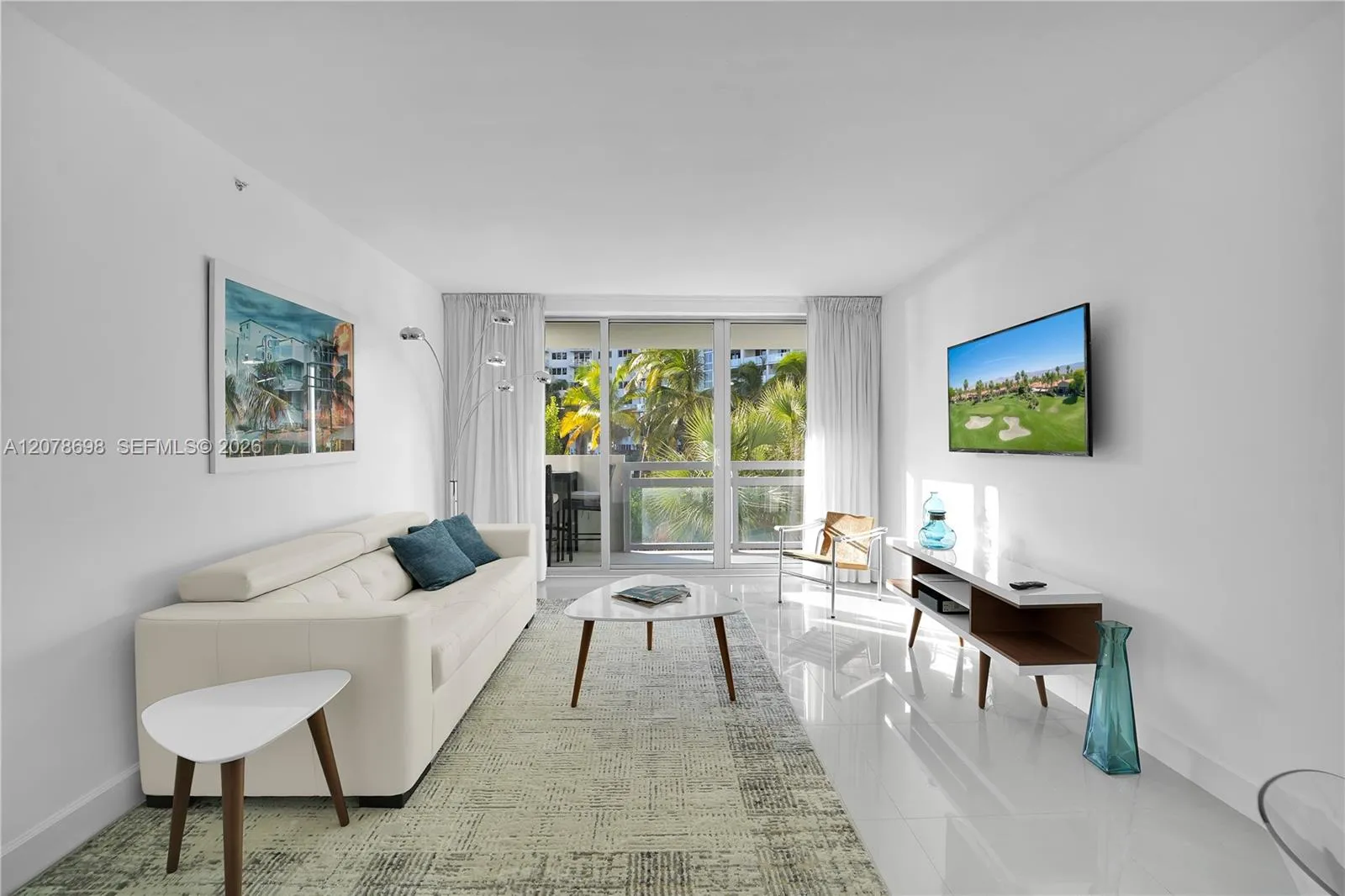 Foto de propiedad en 1500 Bay Road 266S, Miami Beach, FL 33139 Miami Beach con MLS# 