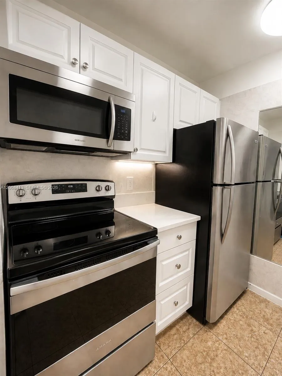 Foto de propiedad en 1500 N Congress Avenue C17, West Palm Beach, FL 33401 West Palm Beach con MLS# 
