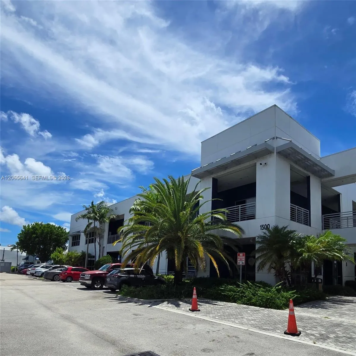 Foto de propiedad en 1500 NW 89th Court 204, Doral, FL 33172 Doral con MLS# 