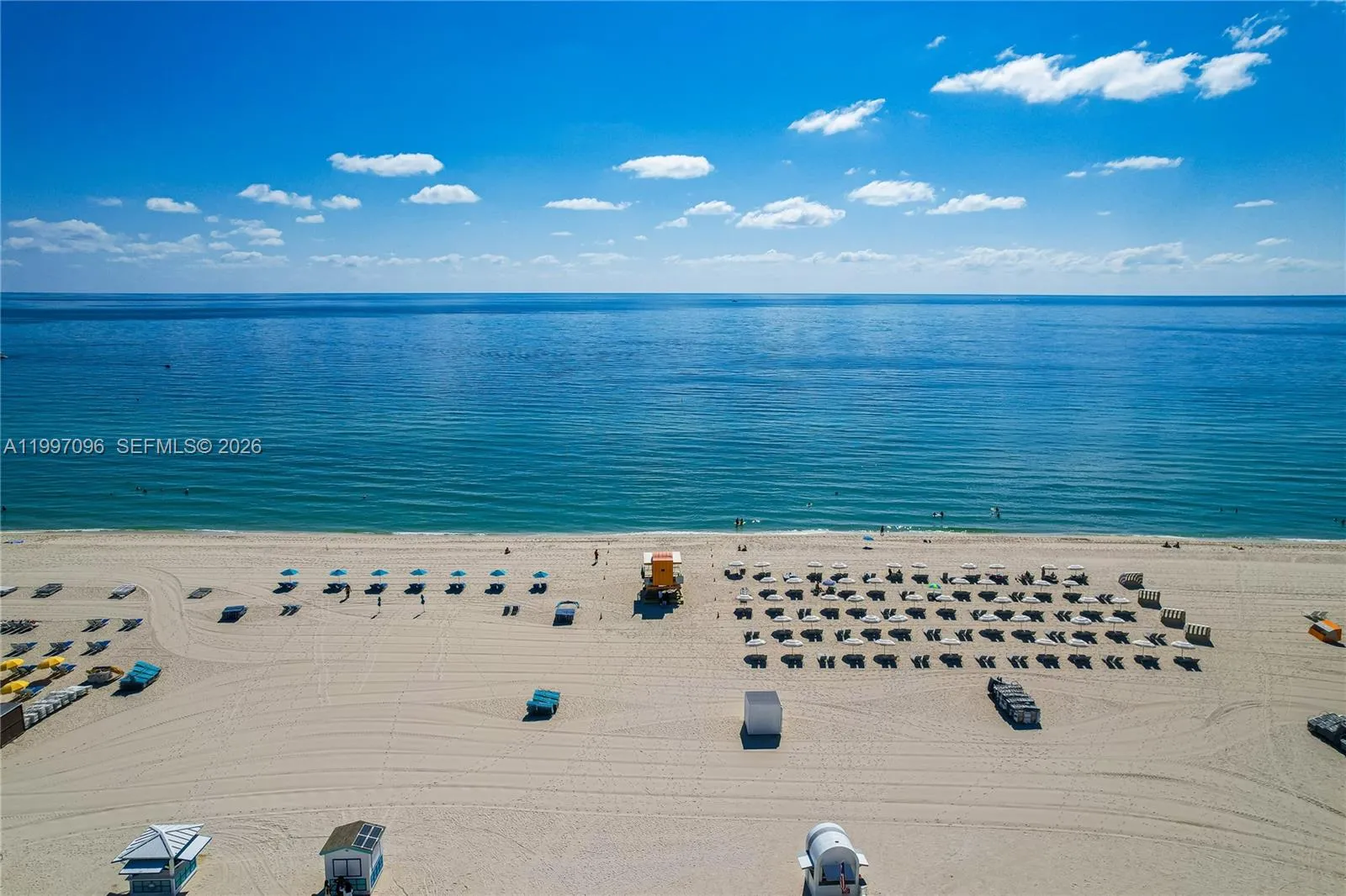 Foto de propiedad en 1500 Ocean Drive PH-05, Miami Beach, FL 33139 Miami Beach con MLS# 