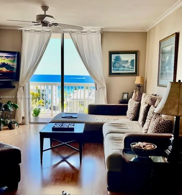 Foto de propiedad en 1500 S Ocean Drive 9J, Hollywood, FL 33019 Hollywood con MLS# 