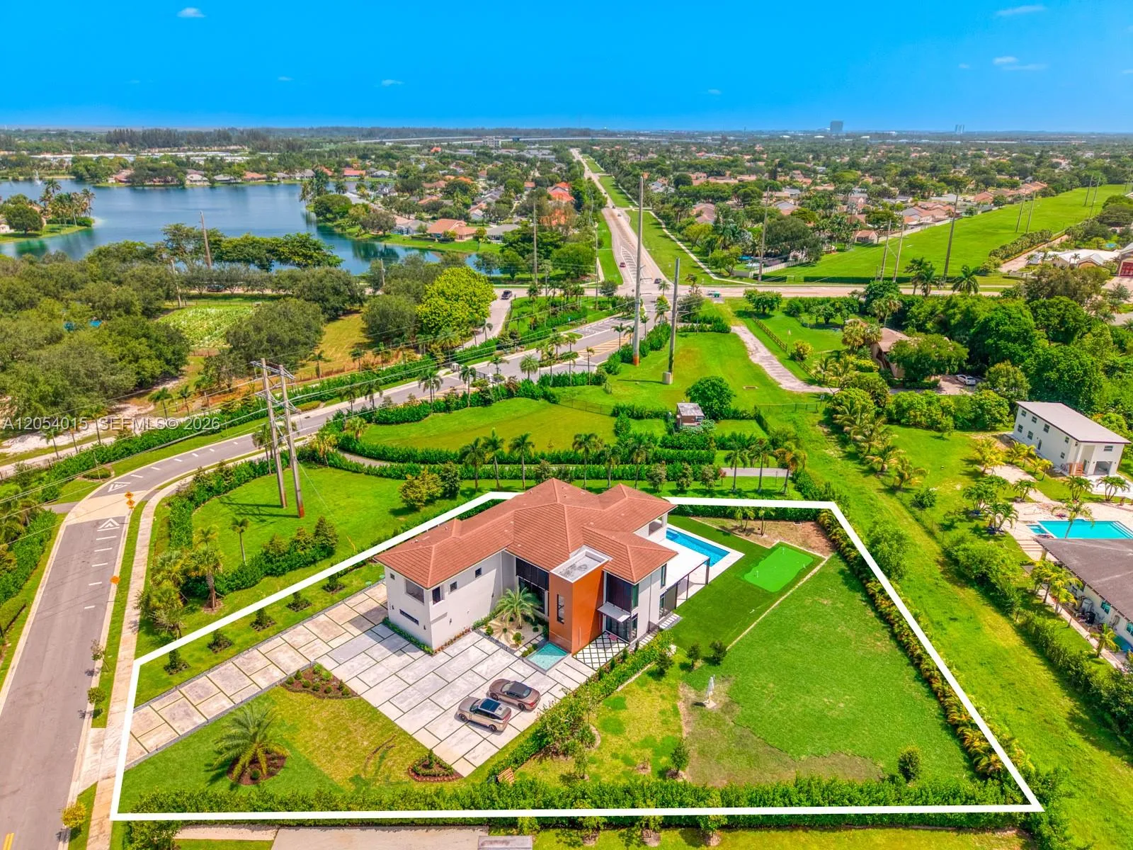 Foto de propiedad en 1500 SW 149th Terrace, Davie, FL 33326 Davie con MLS# 