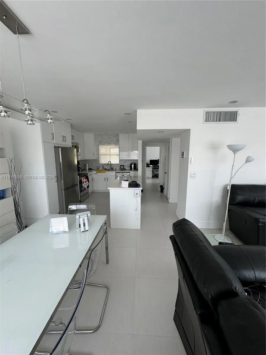 Foto de propiedad en 1501 Arthur Street 10, Hollywood, FL 33020 Hollywood con MLS# 