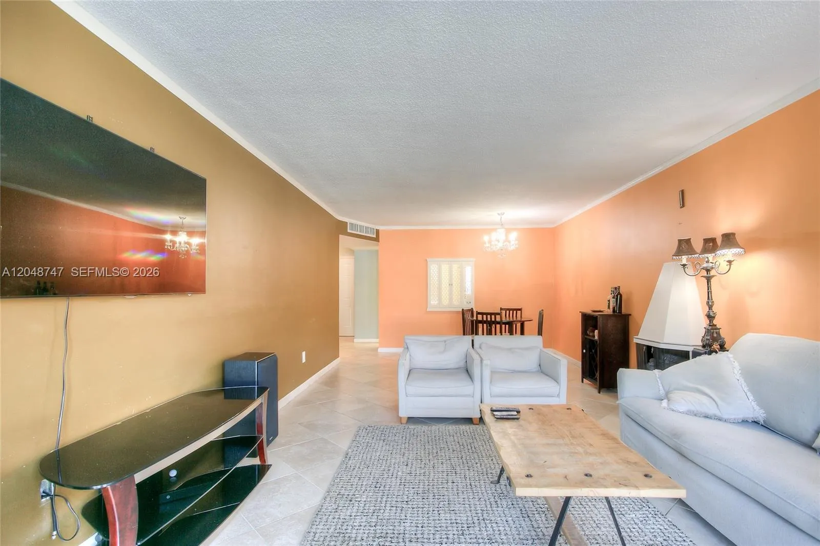 Foto de propiedad en 1501 NE 191st Street C106, Miami, FL 33179 Miami con MLS# 