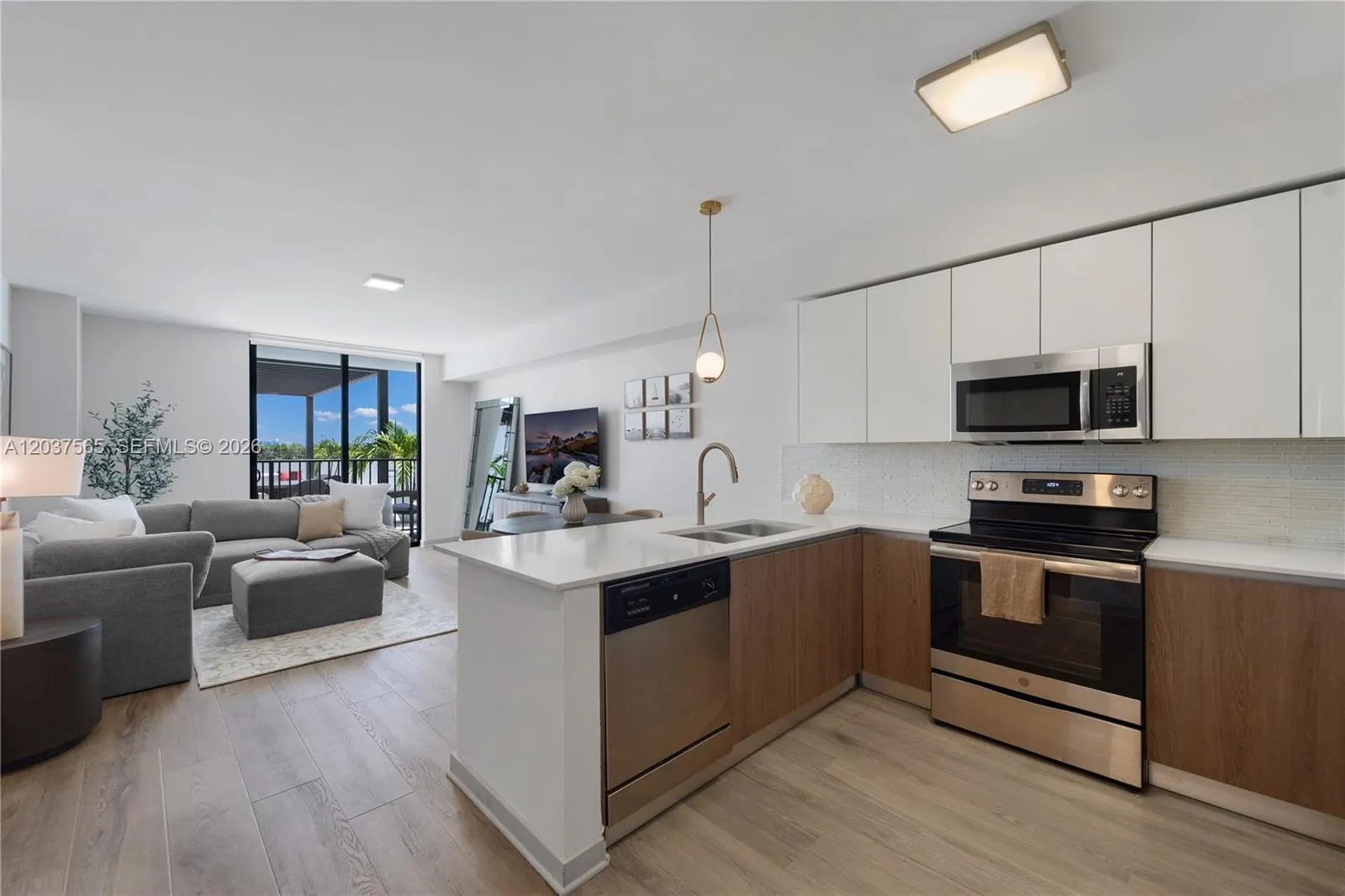 En Renta 1501 SW 37th Avenue 1307, Miami, FL 33145, Miami, FL 33145