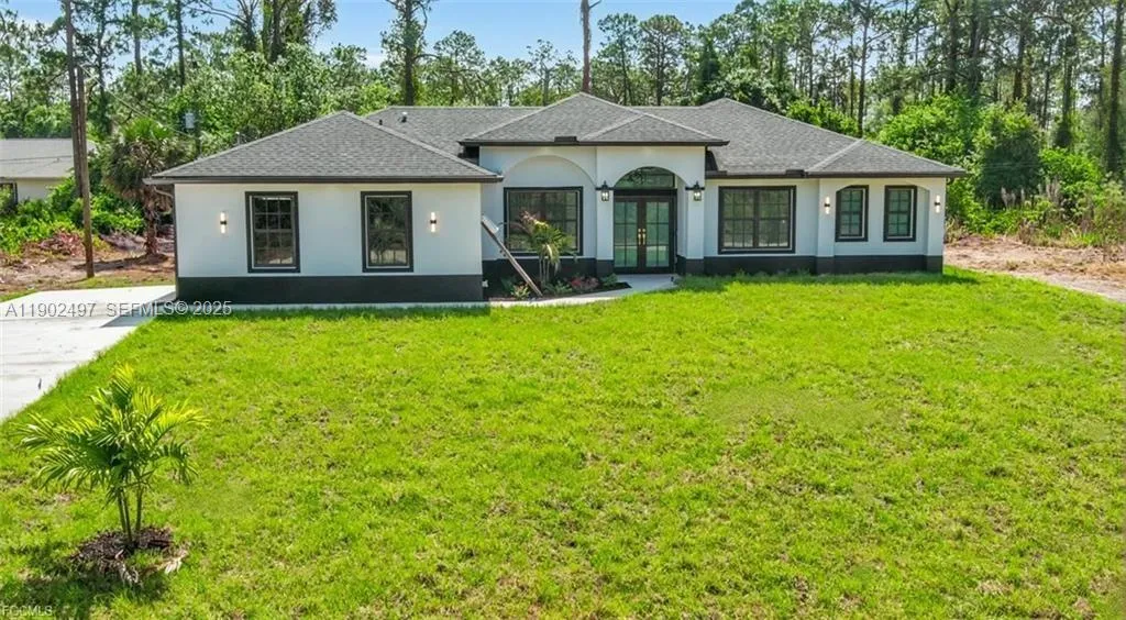 Foto de propiedad en 1506 Eighth Avenue, Lehigh Acres, FL 33972 Lehigh Acres con MLS# 