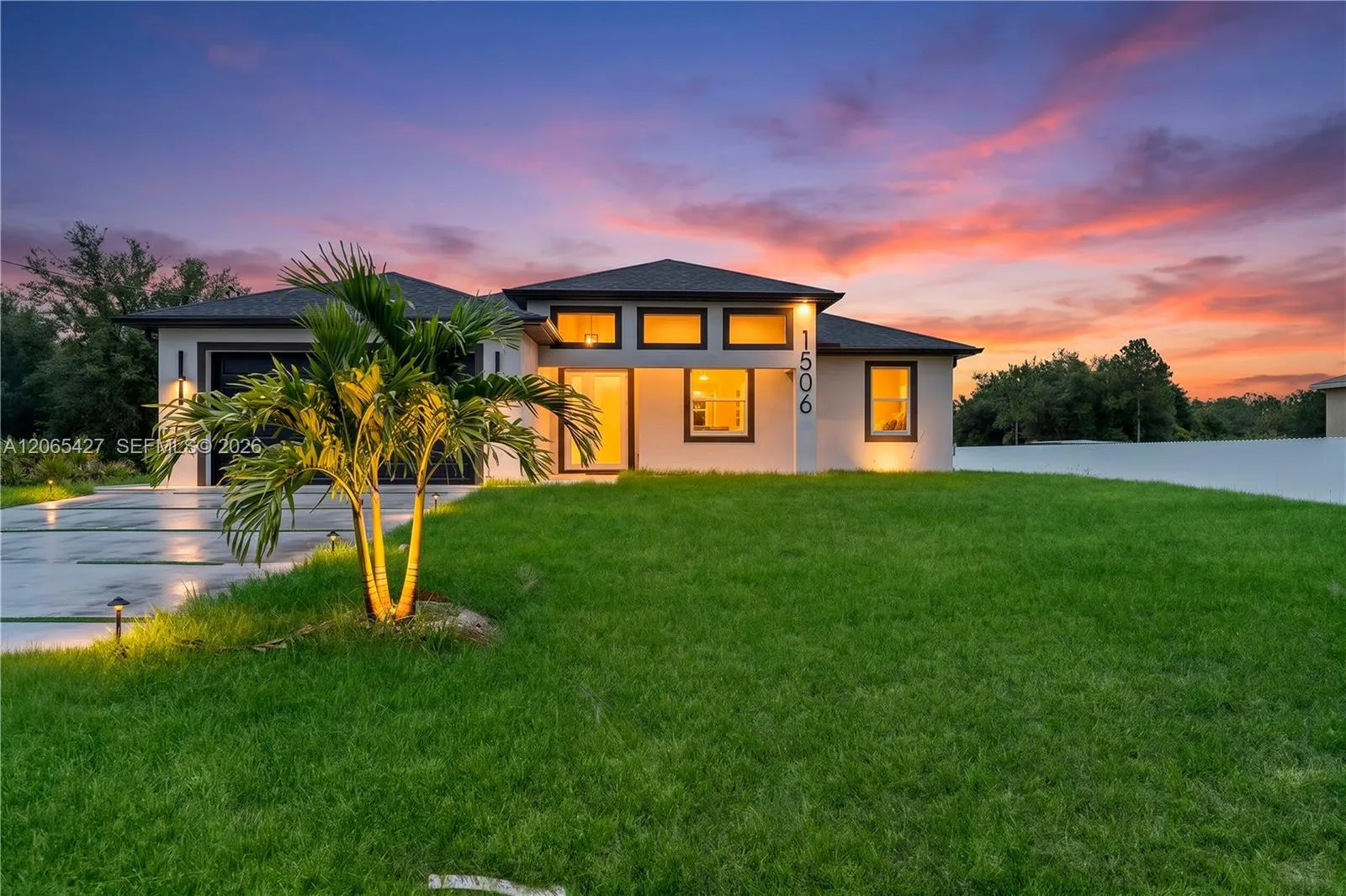 En Venta 1506 Richmond Avenue N, Lehigh Acres, FL 33972, Lehigh Acres, FL 33972