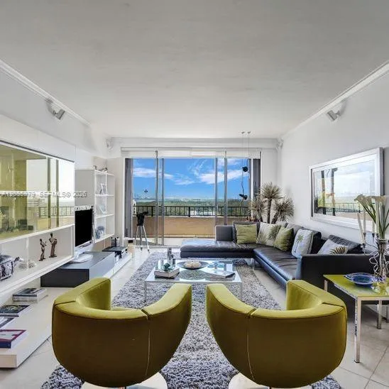Foto de propiedad en 151 Crandon Boulevard 1130, Key Biscayne, FL 33149 Key Biscayne con MLS# 