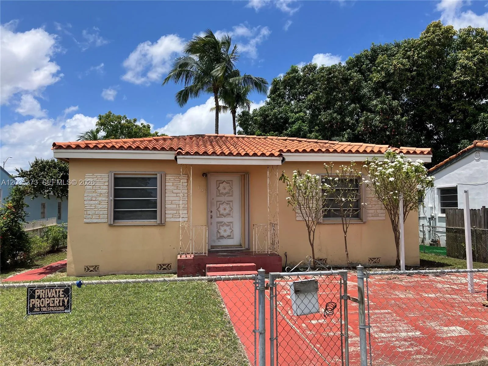Vendido 151 E 16th Street, Hialeah, FL 33010, Hialeah, FL 33010