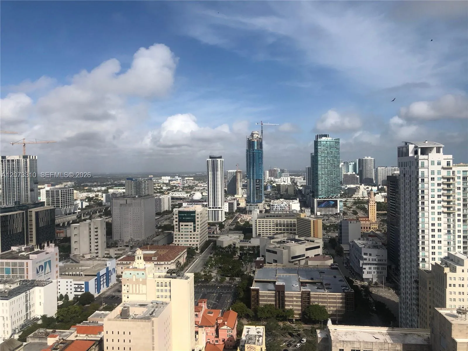 Foto de propiedad en 151 SE 1 Street PH 10, Miami, FL 33131 Miami con MLS#