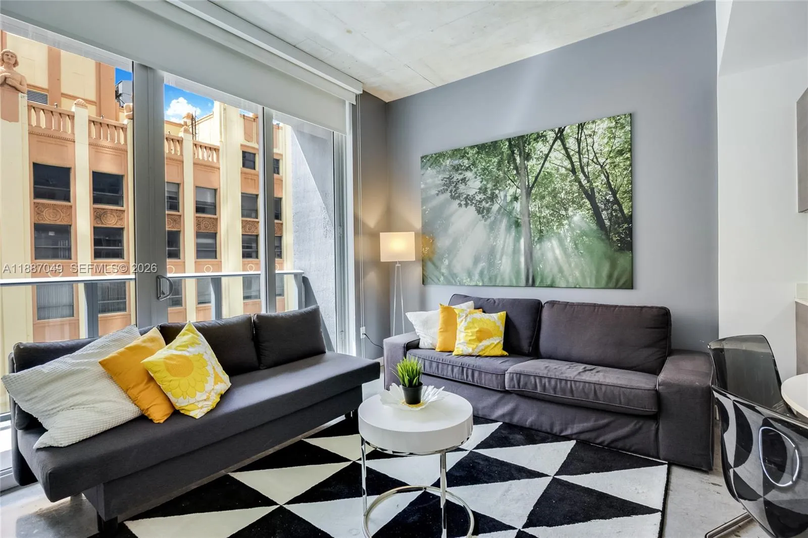 Foto de propiedad en 151 SE 1st Street 1003, Miami, FL 33131 Miami con MLS# 