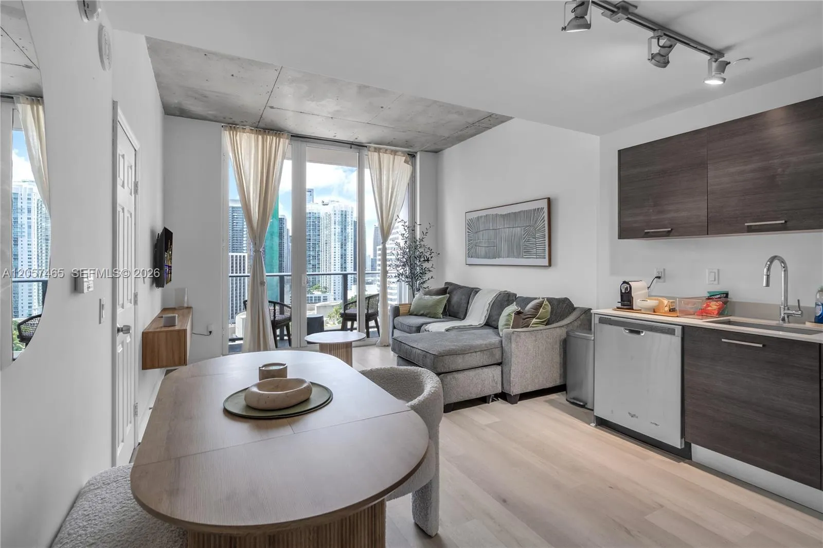 Foto de propiedad en 151 SE 1st Street 2109, Miami, FL 33131 Miami con MLS#