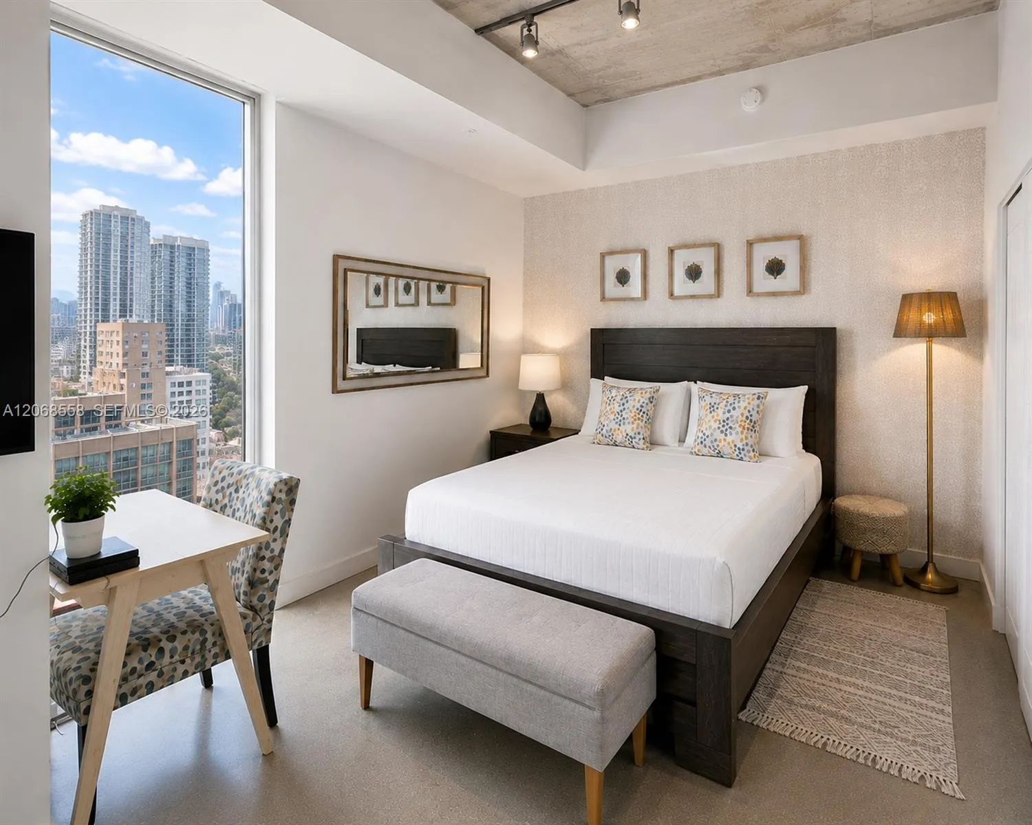 Foto de propiedad en 151 SE 1st Street 2406, Miami, FL 33131 Miami con MLS#