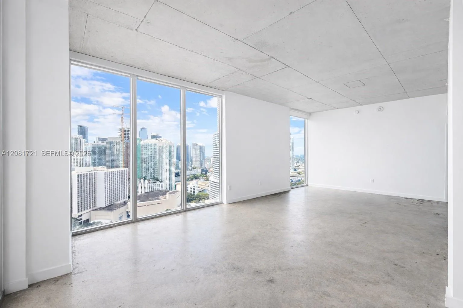 Foto de propiedad en 151 SE 1st Street 3001, Miami, FL 33131 Miami con MLS# 