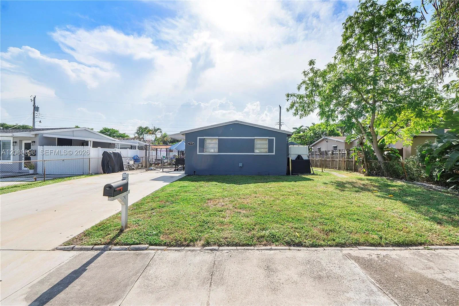 Foto de propiedad en 1510 N 68th Avenue, Hollywood, FL 33024 Hollywood con MLS# 