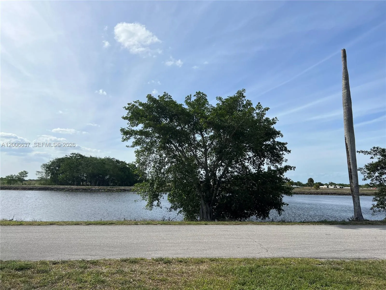 Foto de propiedad en 1510 River Road, Moore Haven, FL 33873 Moore Haven con MLS# 