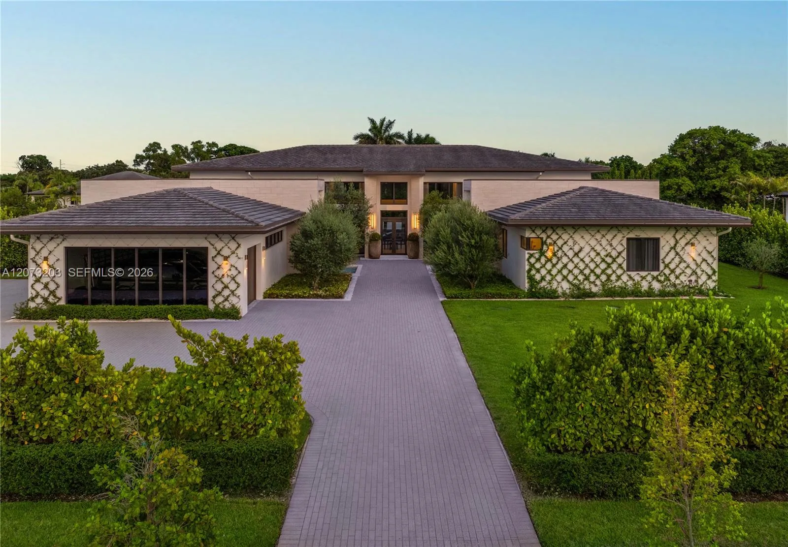 Foto de propiedad en 1510 SW 149th Terrace, Davie, FL 33326 Davie con MLS# 