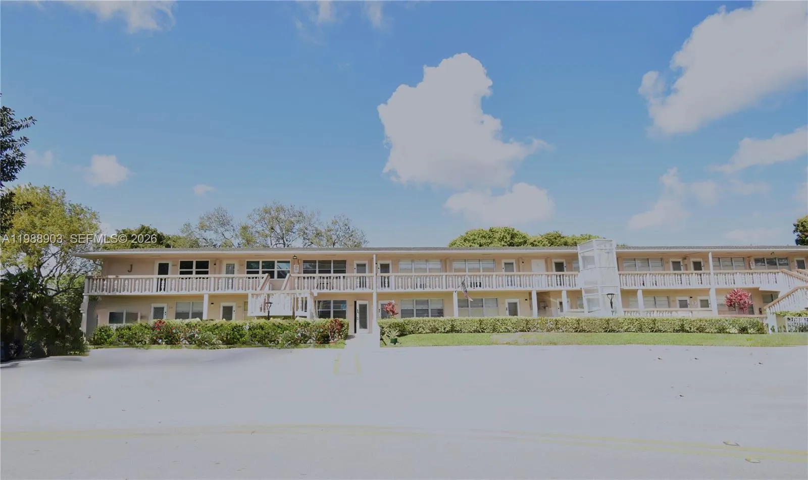 Vendido 152 Ventnor J 152, Deerfield Beach, FL 33442, Deerfield Beach, FL 33442