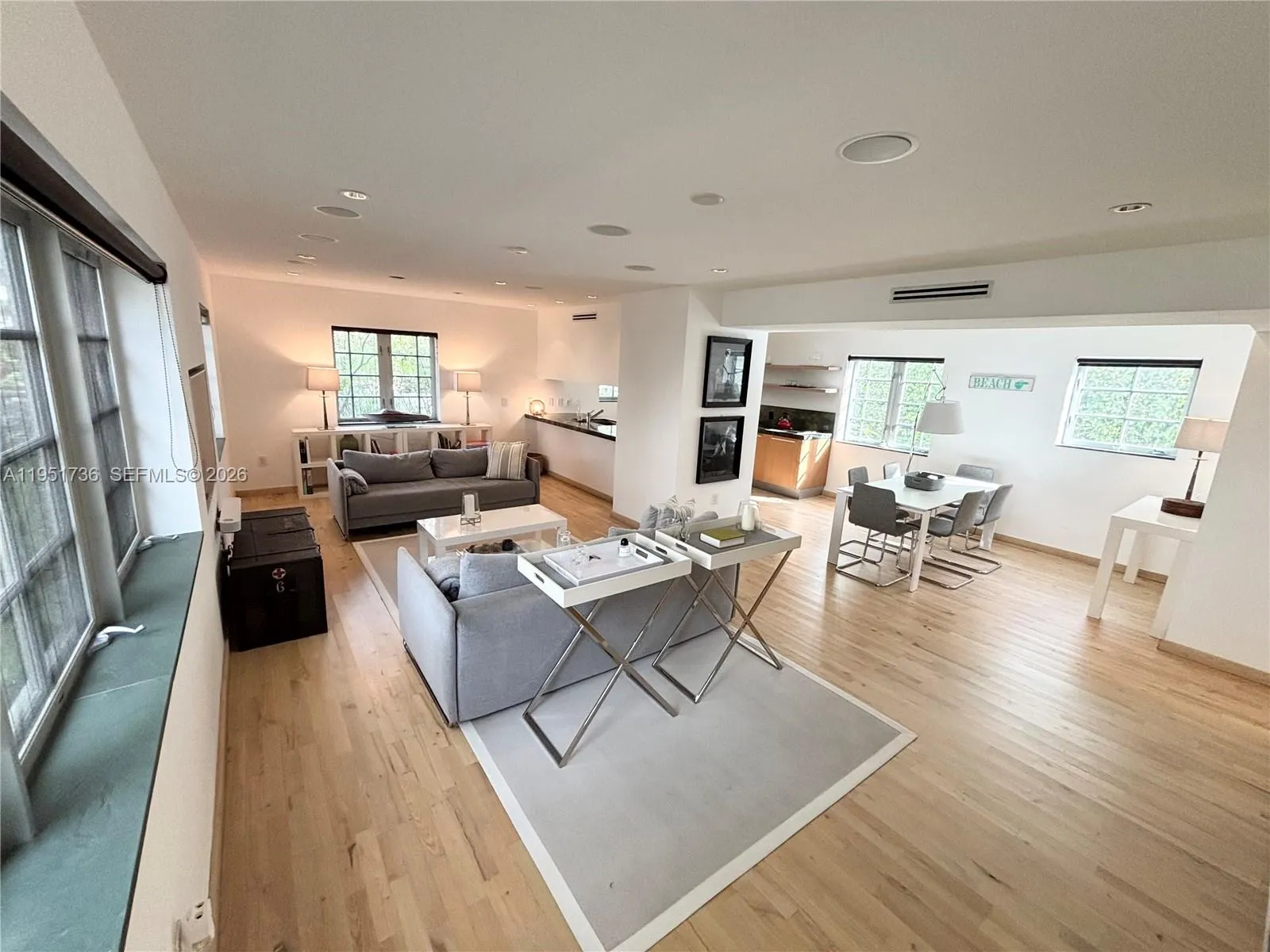 Foto de propiedad en 1520 Michigan Avenue 1, Miami Beach, FL 33139 Miami Beach con MLS# 