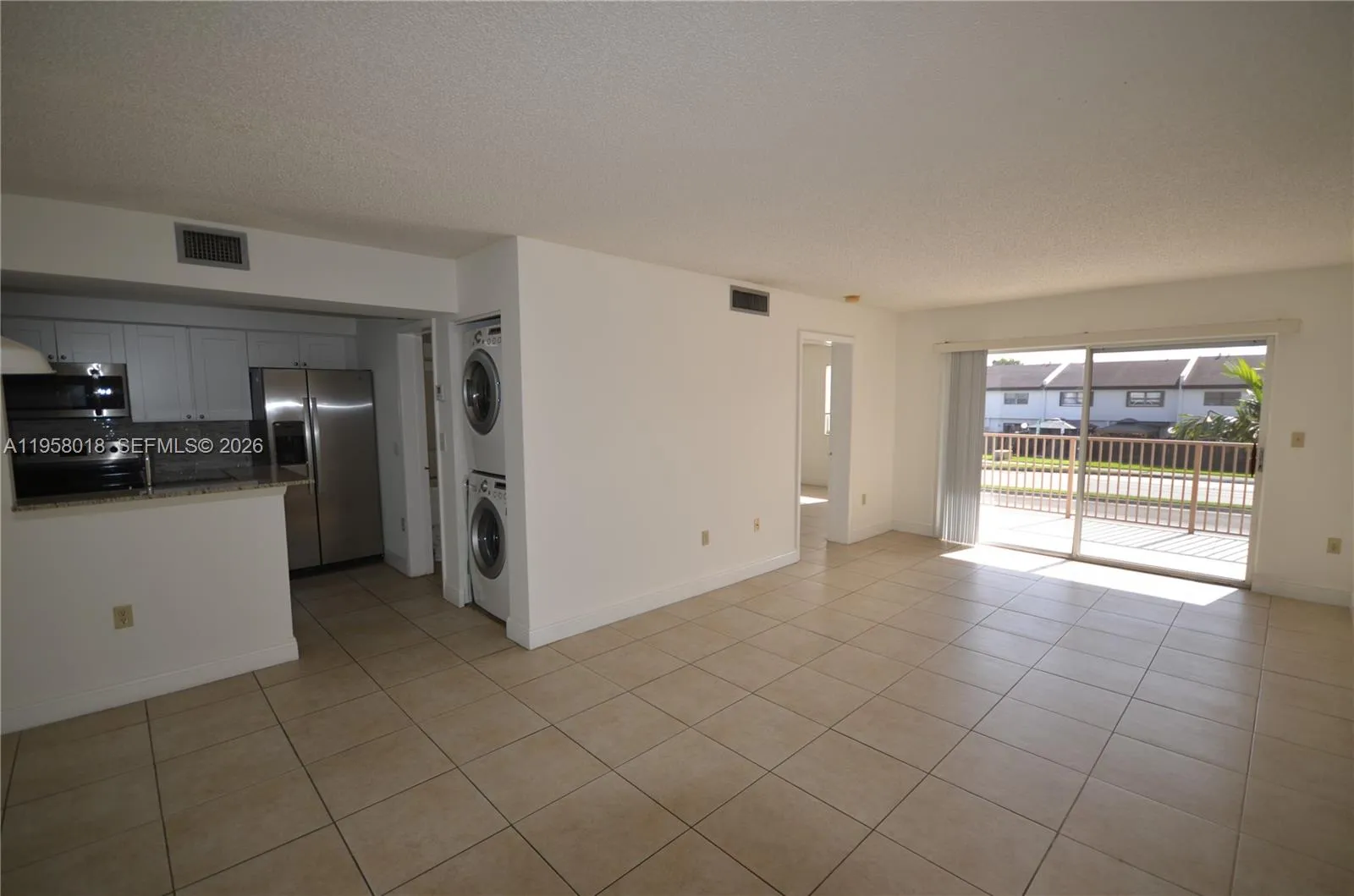 Foto de propiedad en 15201 SW 80th Street 207, Miami, FL 33193 Miami con MLS# 