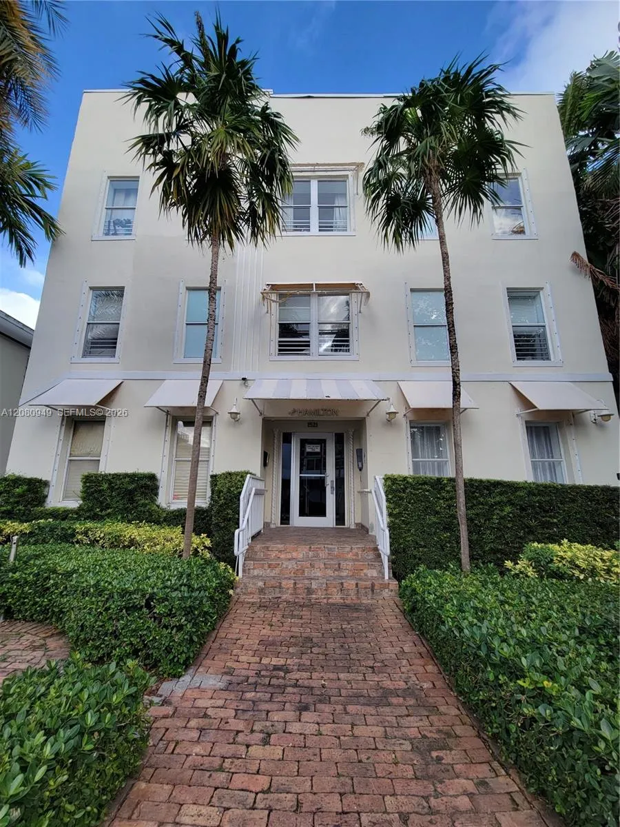 Foto de propiedad en 1521 Lenox Avenue 105, Miami Beach, FL 33139 Miami Beach con MLS# 
