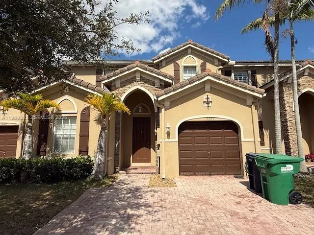 Vendido 15243 SW 9th Way, Miami, FL 33194, Miami, FL 33194