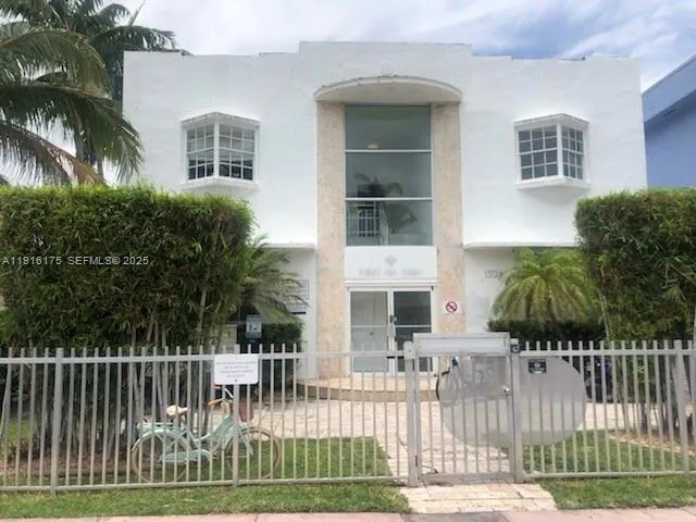 Foto de propiedad en 1526 Pennsylvania Avenue 19, Miami Beach, FL 33139 Miami Beach con MLS# 