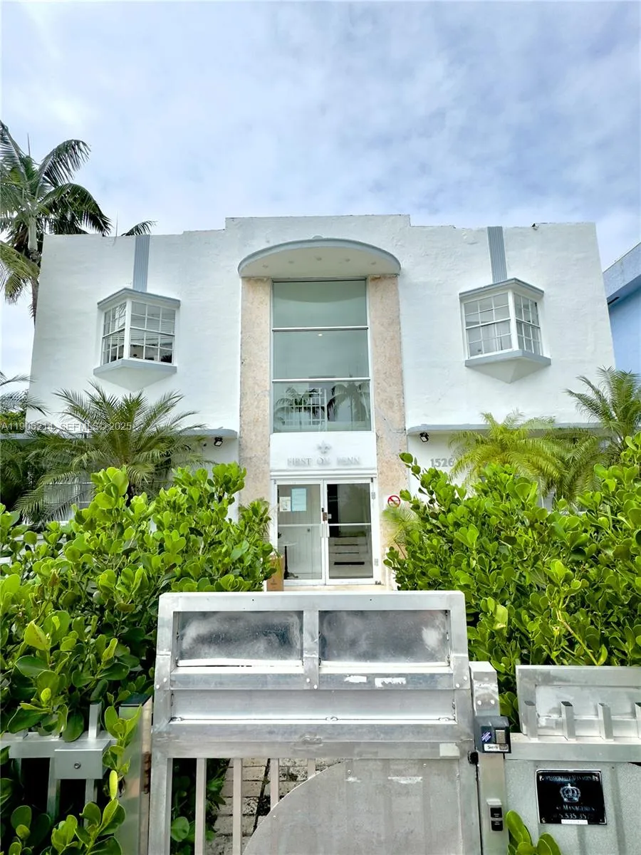 Foto de propiedad en 1526 Pennsylvania Avenue 2, Miami Beach, FL 33139 Miami Beach con MLS# 