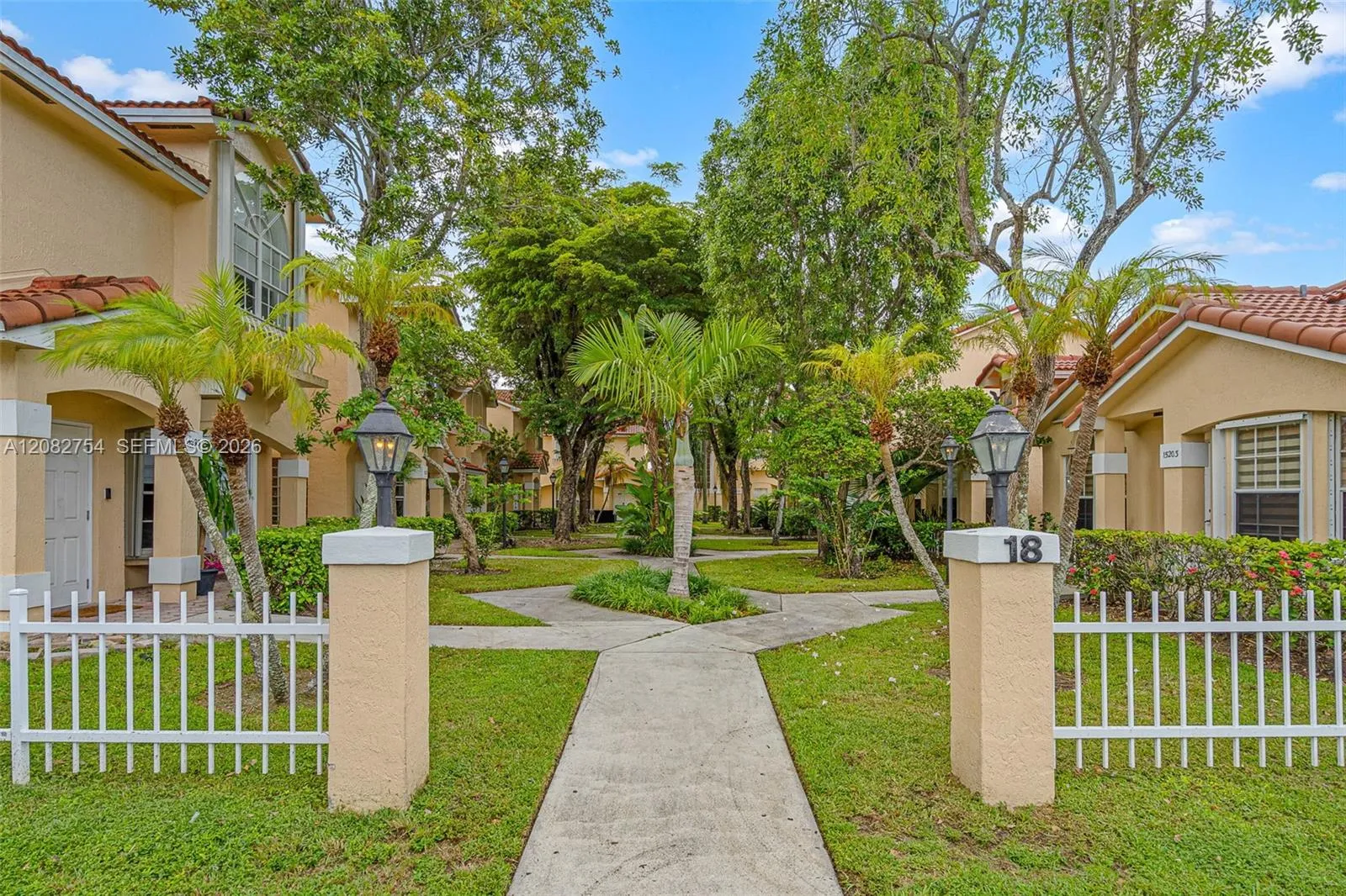 En Venta 15261 SW 111th Street, Miami, FL 33196, Miami, FL 33196