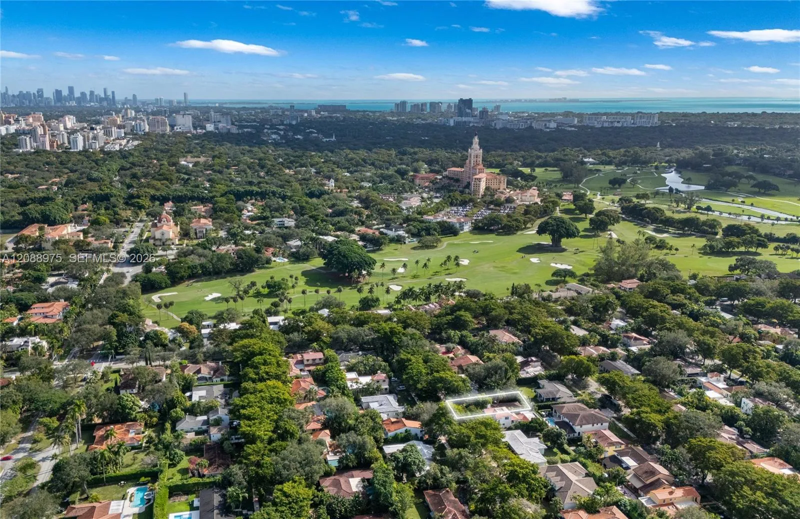 En Renta 1530 Catalonia Avenue, Coral Gables, FL 33134, Coral Gables, FL 33134